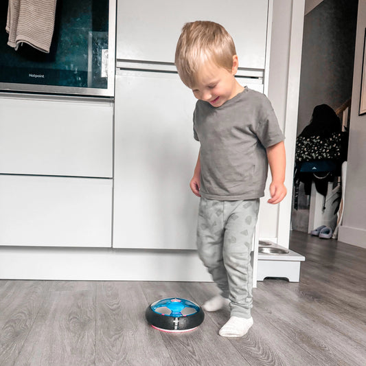 GlowKick™ - LED Indoor Zweefbal